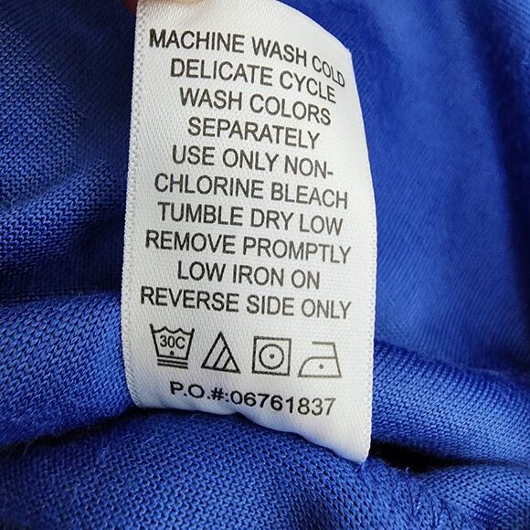 Roaman's Tunic Top Woman's Size 22/24 1X Blue Velour Velvet Long Sleeve V Neck - Picture 10 of 10